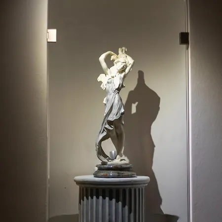 Rosam - Via Veneto 15 Min Walk From Spanish Steps Floor Luxury Рим