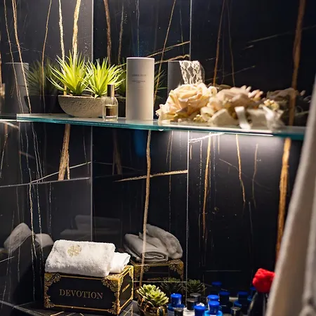 Апартаменты Rosam - Via Veneto 15 Min Walk From Spanish Steps Floor Luxury *